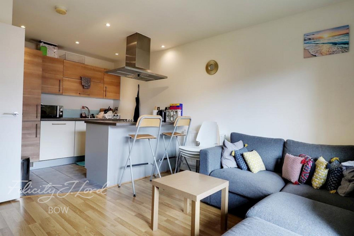 Flat Mostyn Grove in Greater London