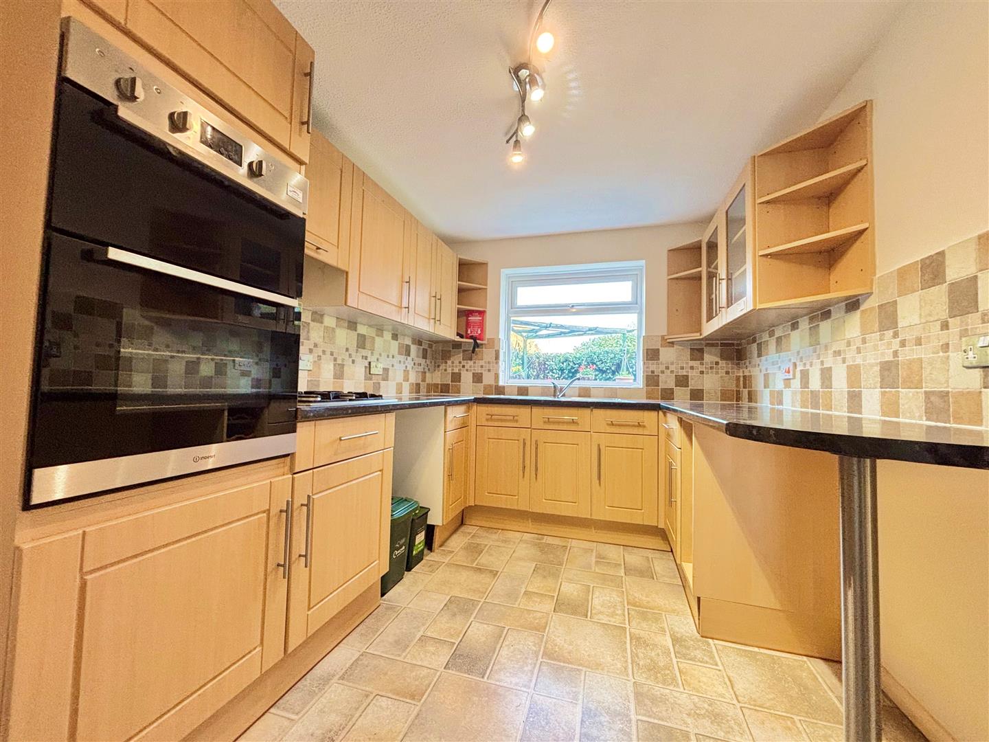 Flat Orchard Close in Easton