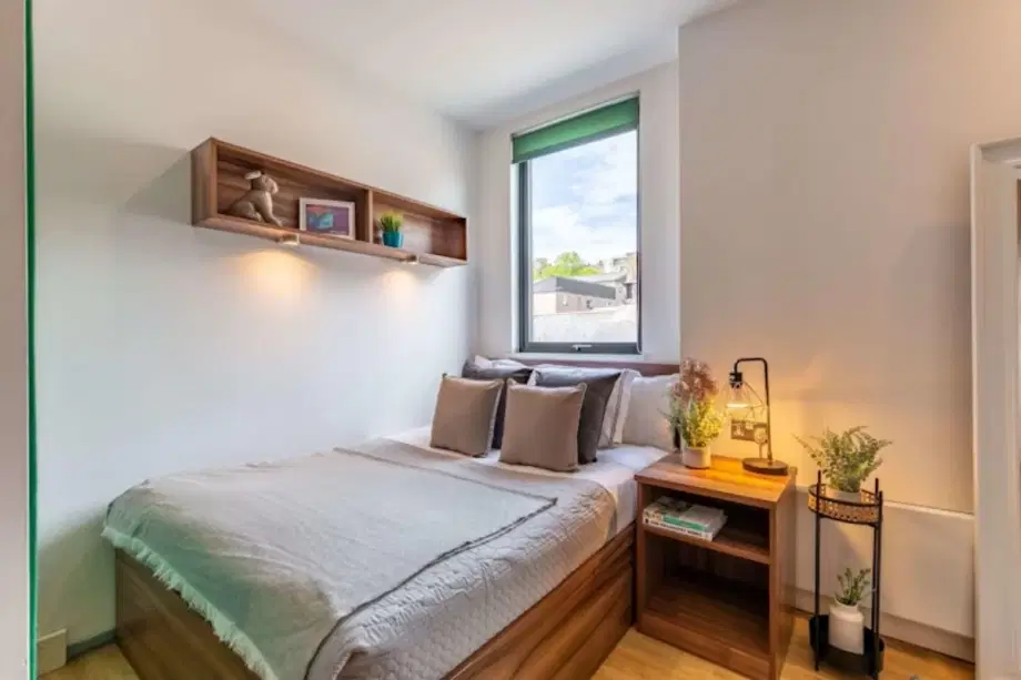 Flat Dighton Street in Bristol
