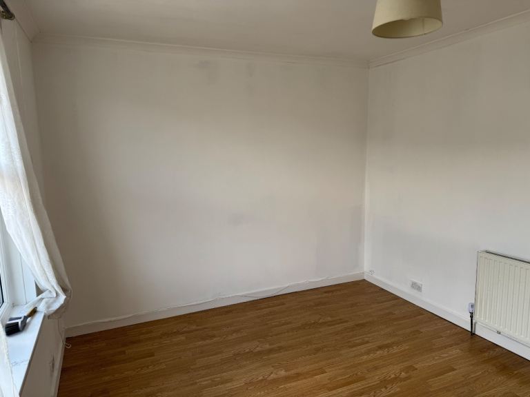 Flat Holywell Road in Watford