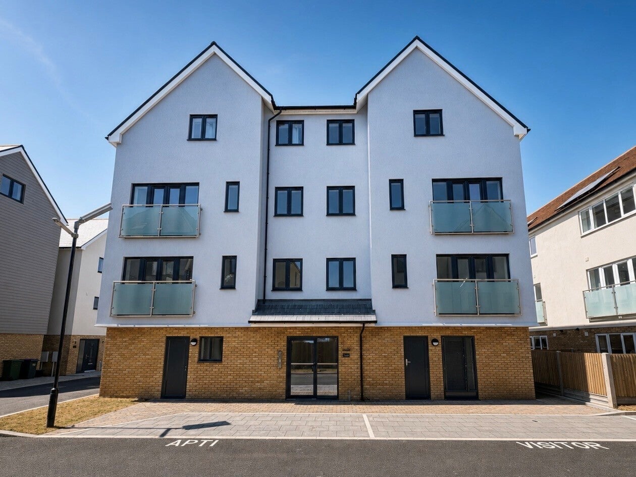 Flat Links Crescent in St Mary in the Marsh