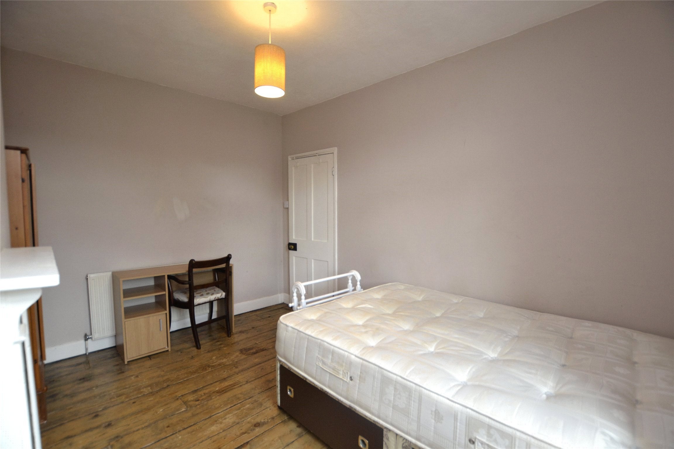 Room Saint Mark Street in Gloucester