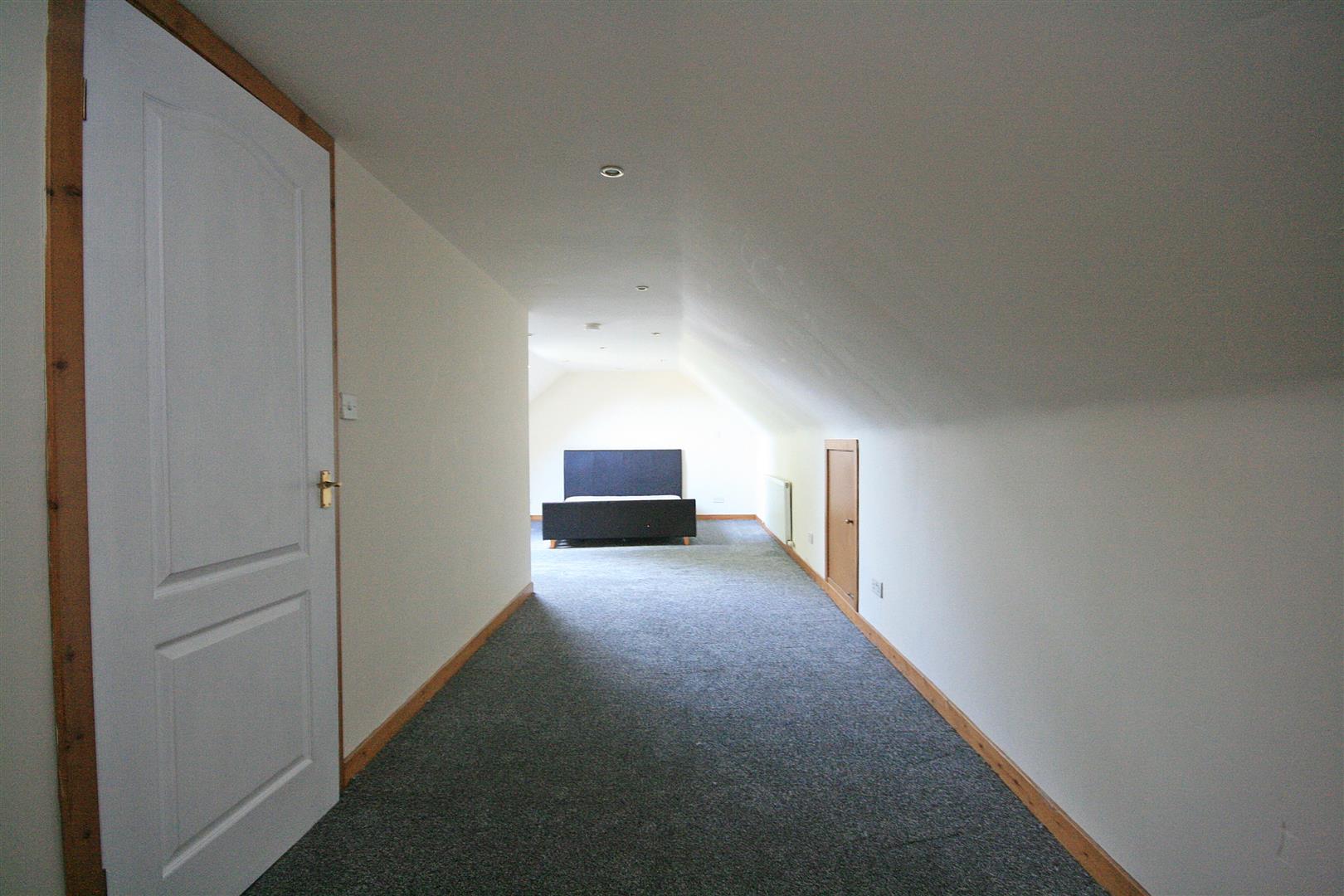 Flat Lilac Gardens in Bishopbriggs