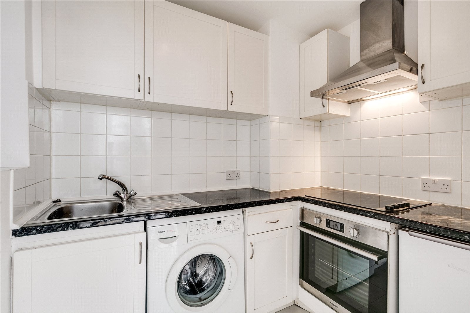 Flat Bassett Road in Greater London