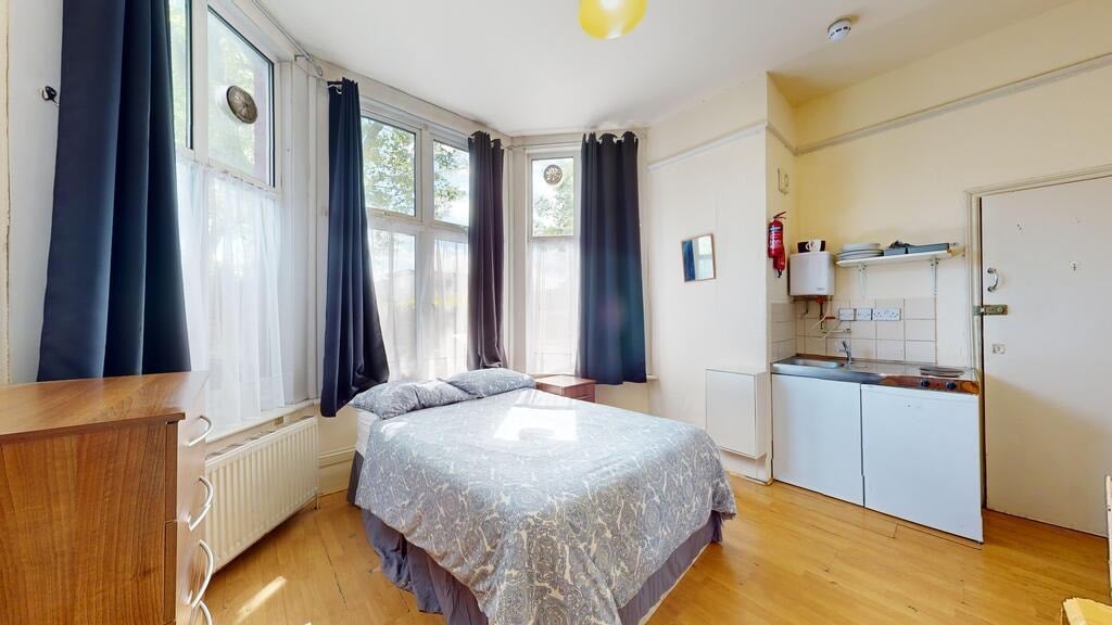 Room Anson Road in Greater London