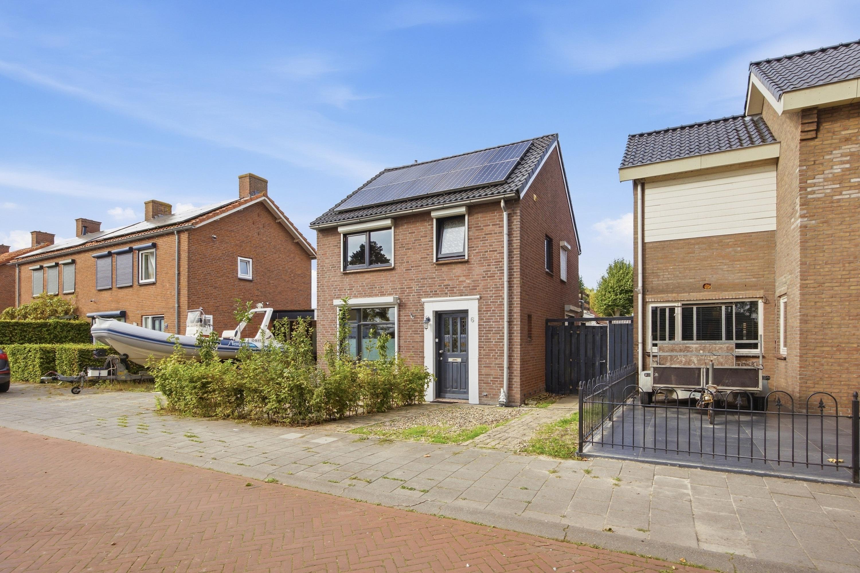 Huis Oudlandstraat 6 in Lage Zwaluwe
