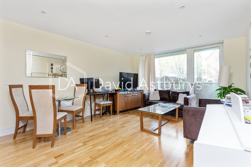 House Drayton Park in Greater London