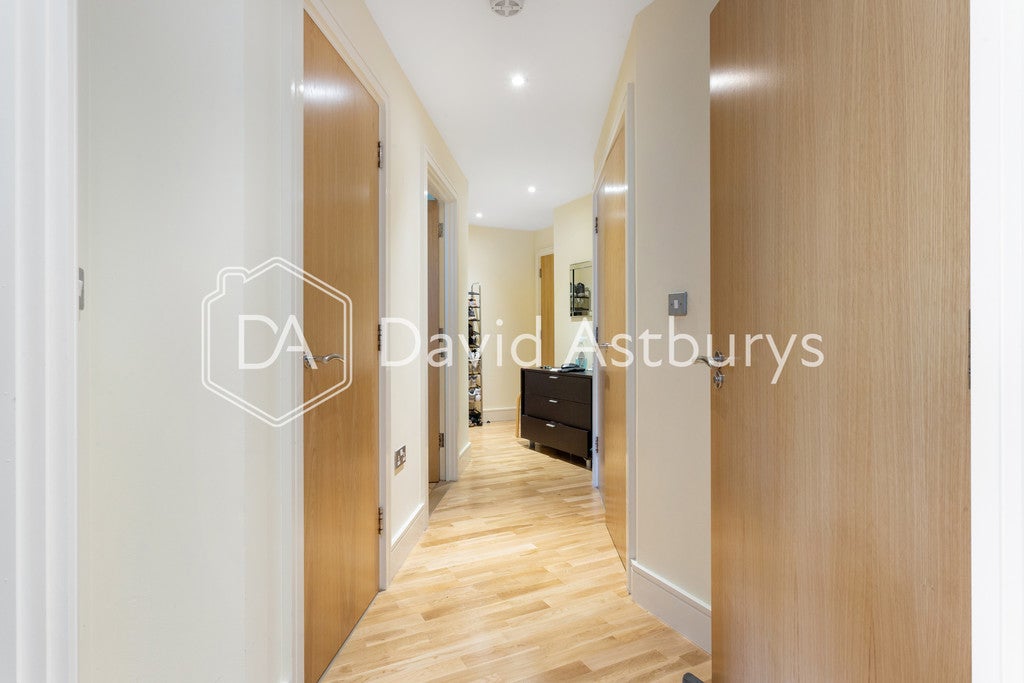 House Drayton Park in Greater London