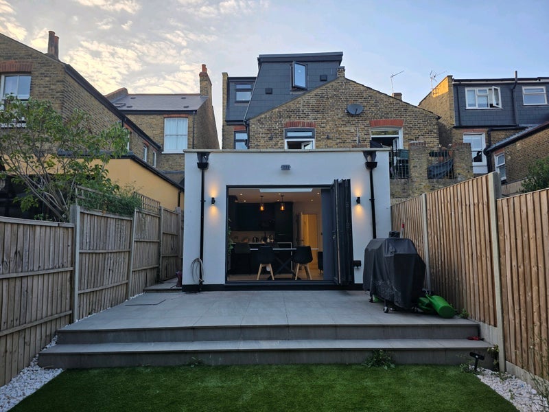 Room Casewick Road in Greater London
