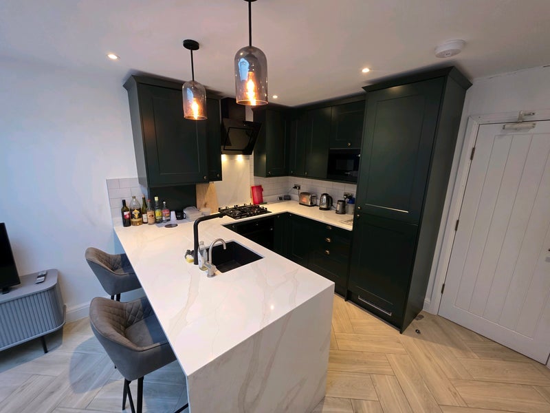 Room Casewick Road in Greater London