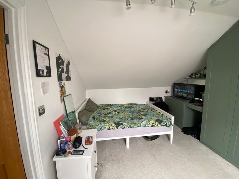 Room Venner Road in Greater London