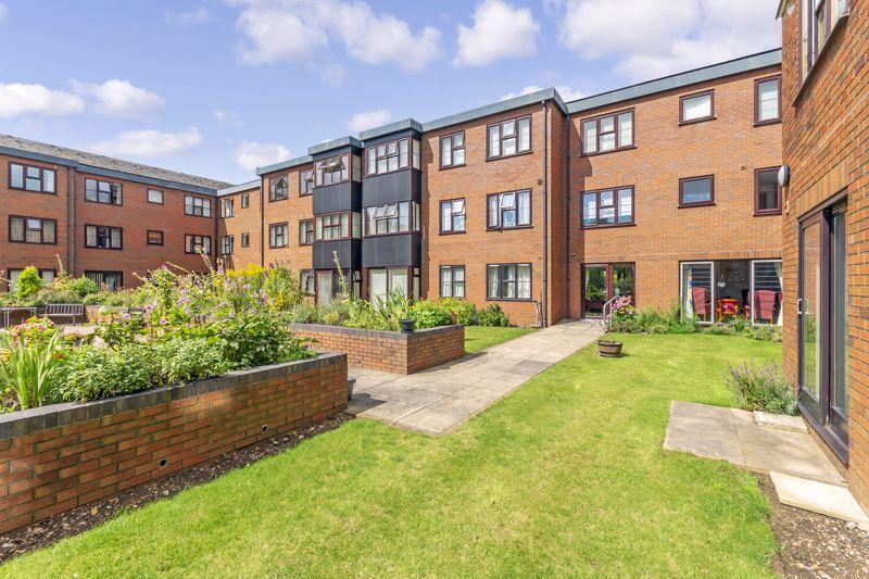 Flat Cobden Avenue in Peterborough