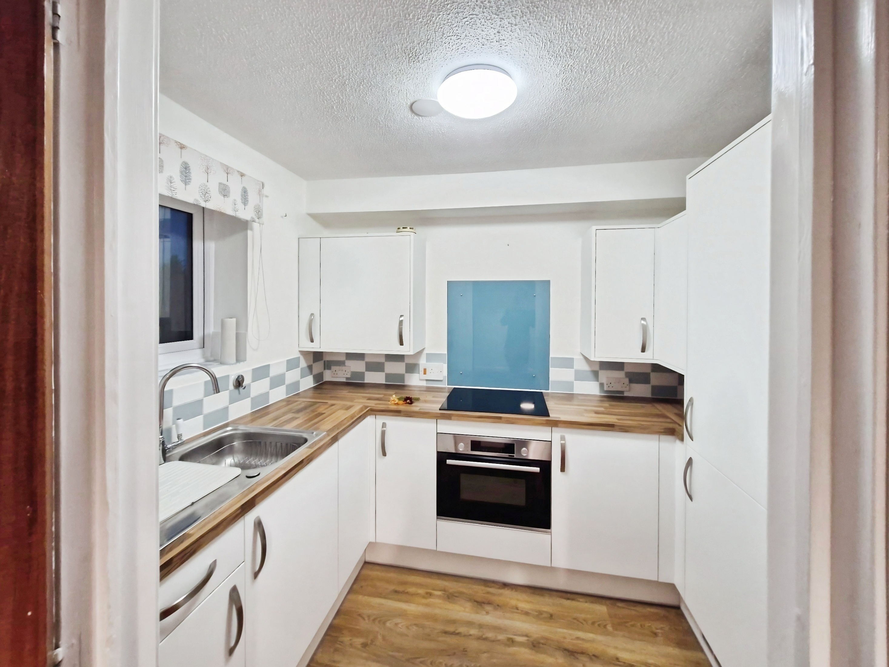 Flat Cobden Avenue in Peterborough