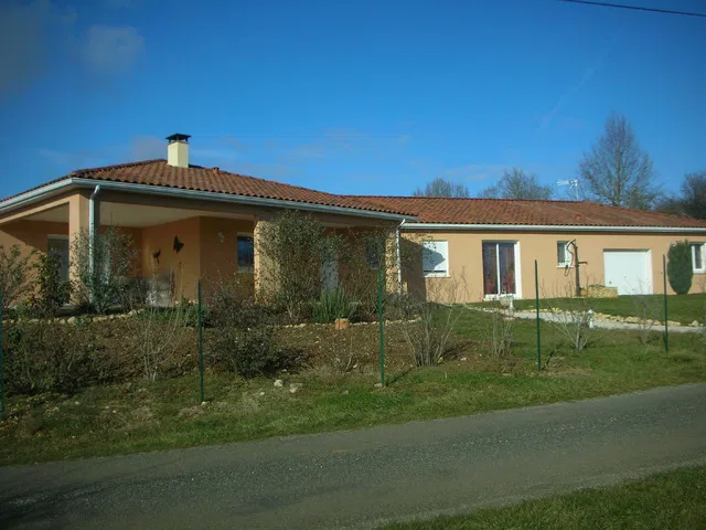 Room Impasse du Bouyssou in Le Vigan-en-Quercy
