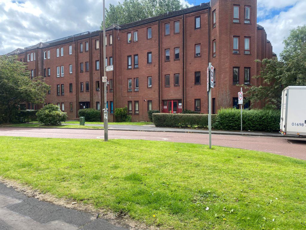 Flat Gladstone Street in Glasgow