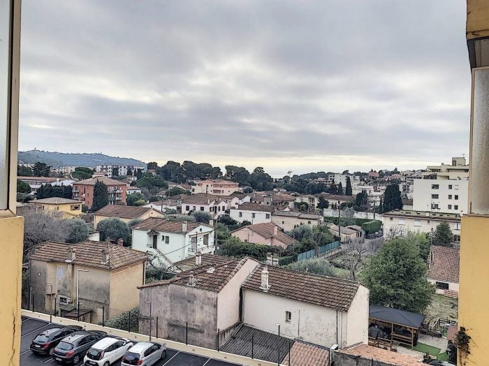 Appartement Avenue Maurice Jeanpierre à Le Cannet