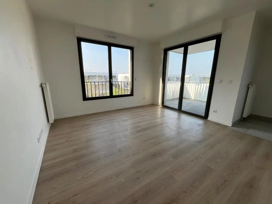 Appartement Avenue Claude Lévi-Strauss à Brétigny-sur-Orge