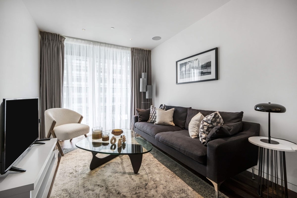 Flat Moor Lane in City of London