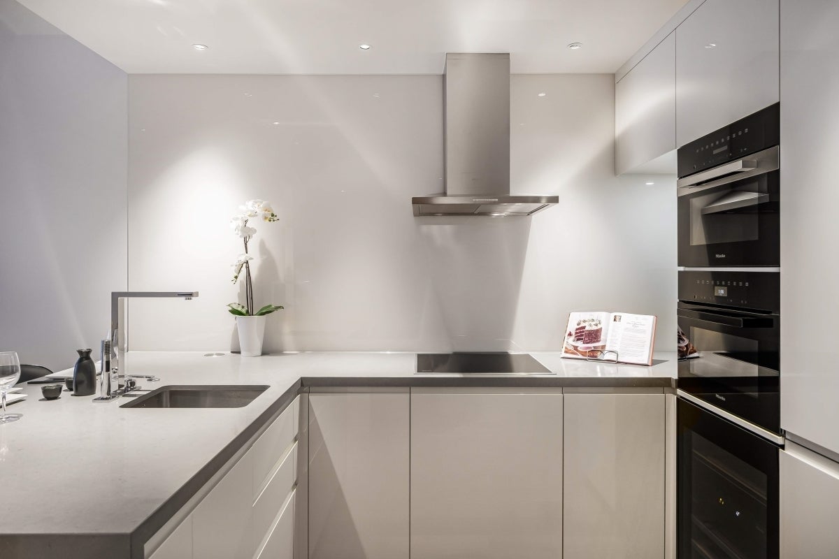Flat Moor Lane in City of London