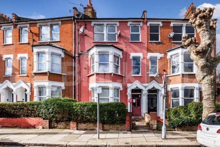 House Parkway in Greater London