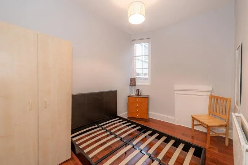 House Hillfield Park Mews in Greater London