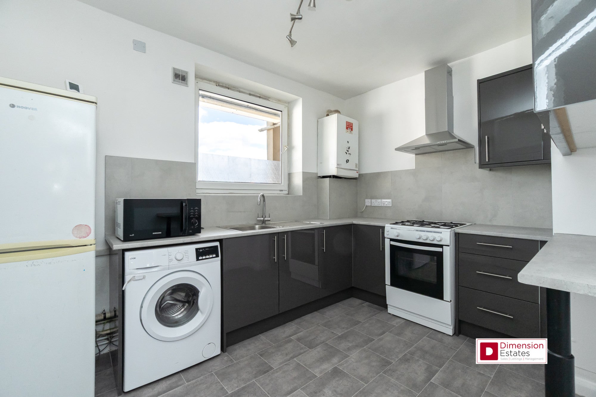 Flat Brickfield Road in Greater London