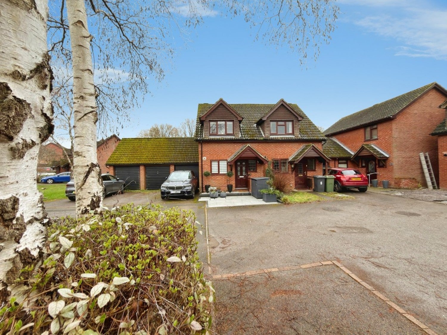 House Mongers Piece in Basingstoke and Deane