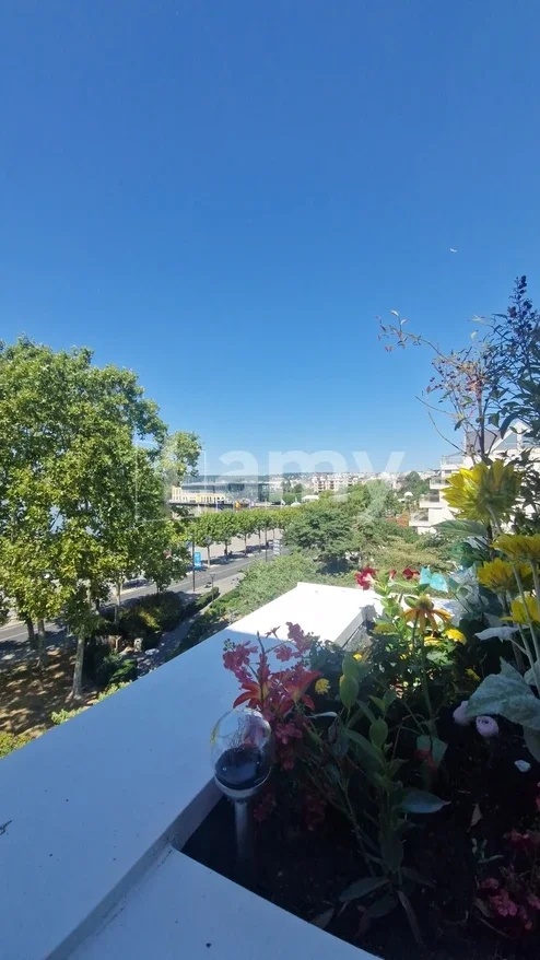 Appartement Rue Jules Régnault à Enghien-les-Bains