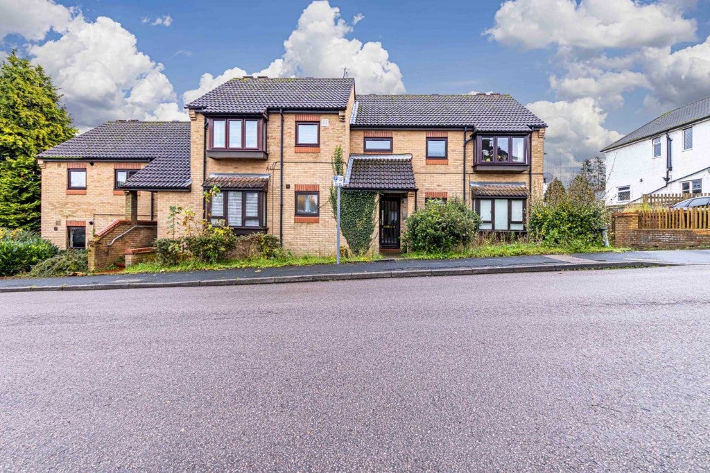 House London Road in Dacorum
