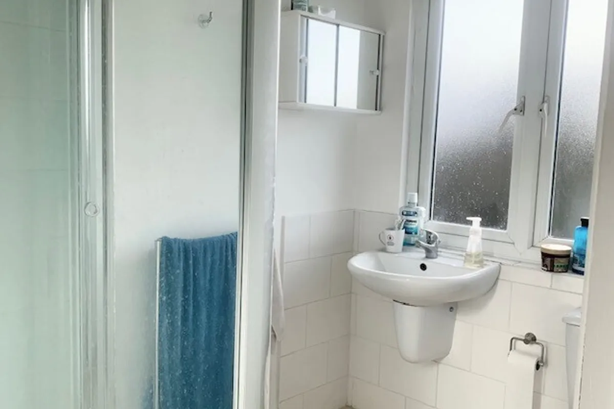 Flat Kingsway in Greater London