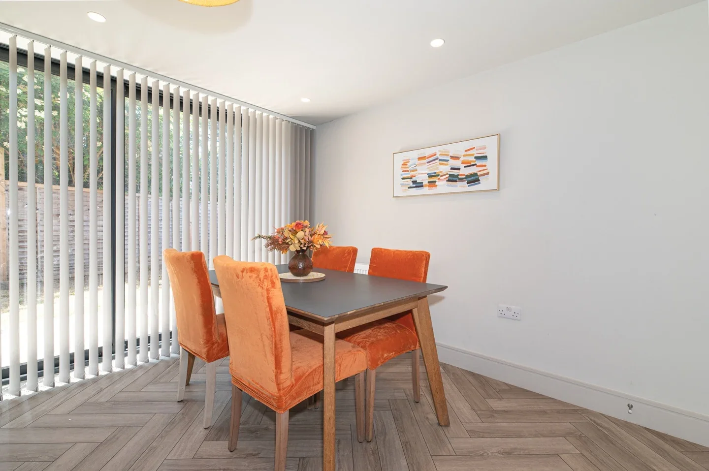 Flat Grand Drive in Greater London