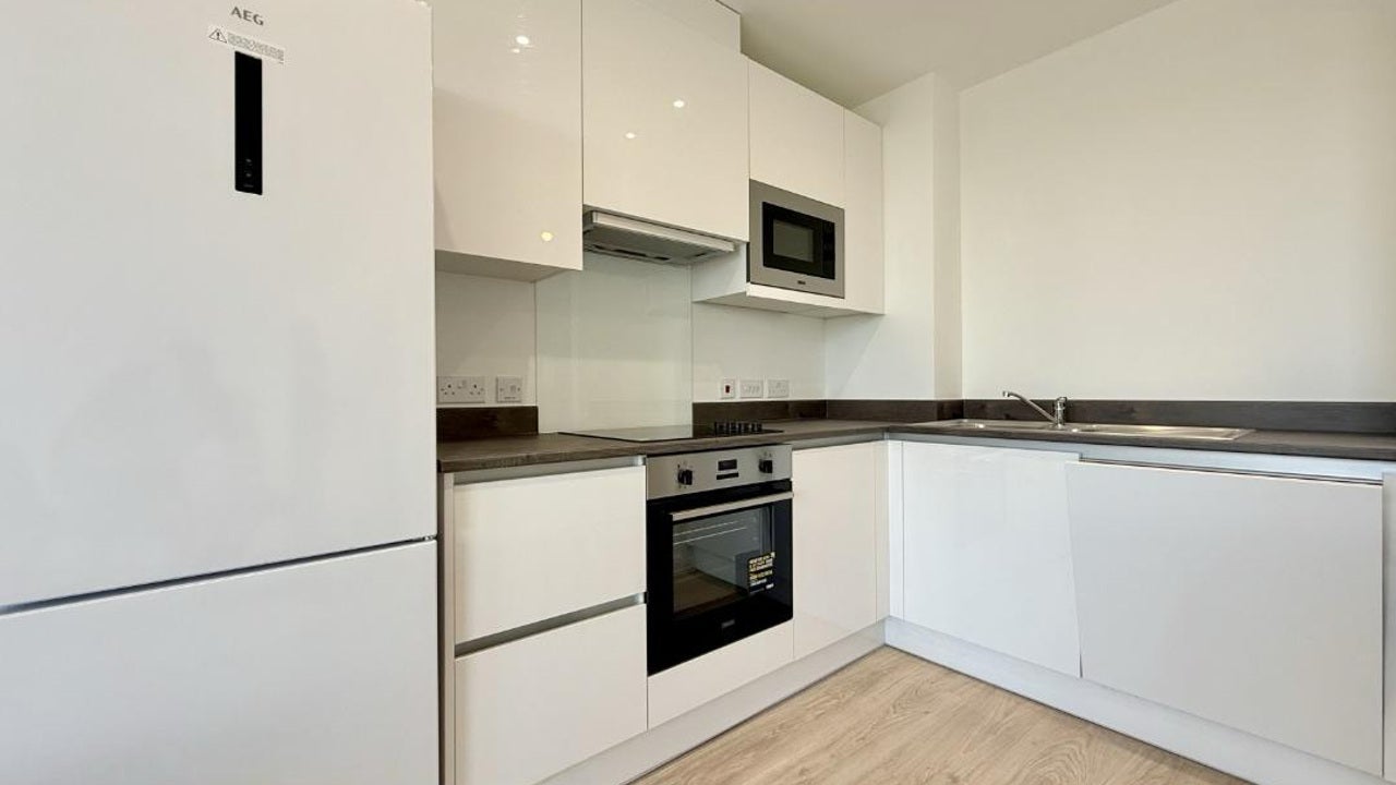 Flat Griffiths Close in Birmingham