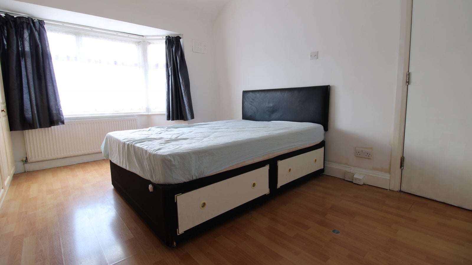 House Tamian Way in Greater London