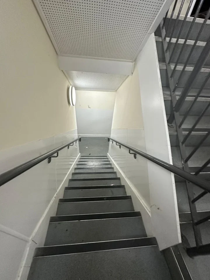 Flat Ilford Lane in Greater London