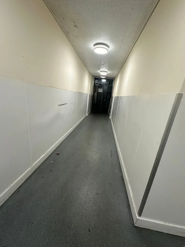 Flat Ilford Lane in Greater London