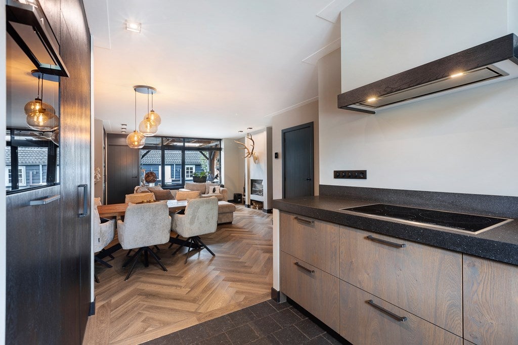 Hoekwoning te koop: Hindelaan 11, Lunteren