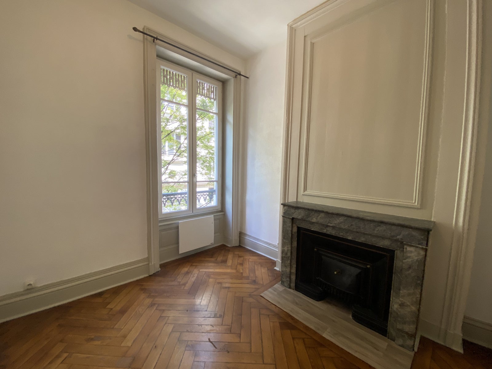 Flat Quai Claude Bernard in Lyon