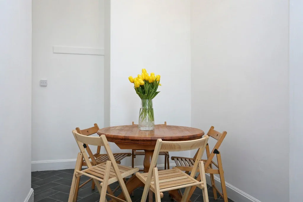 Flat Strathearn Road in City of Edinburgh