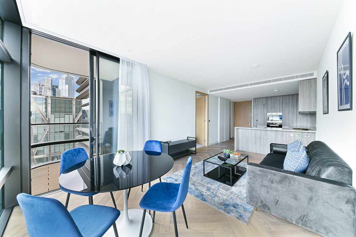 Flat Liverpool Street in London