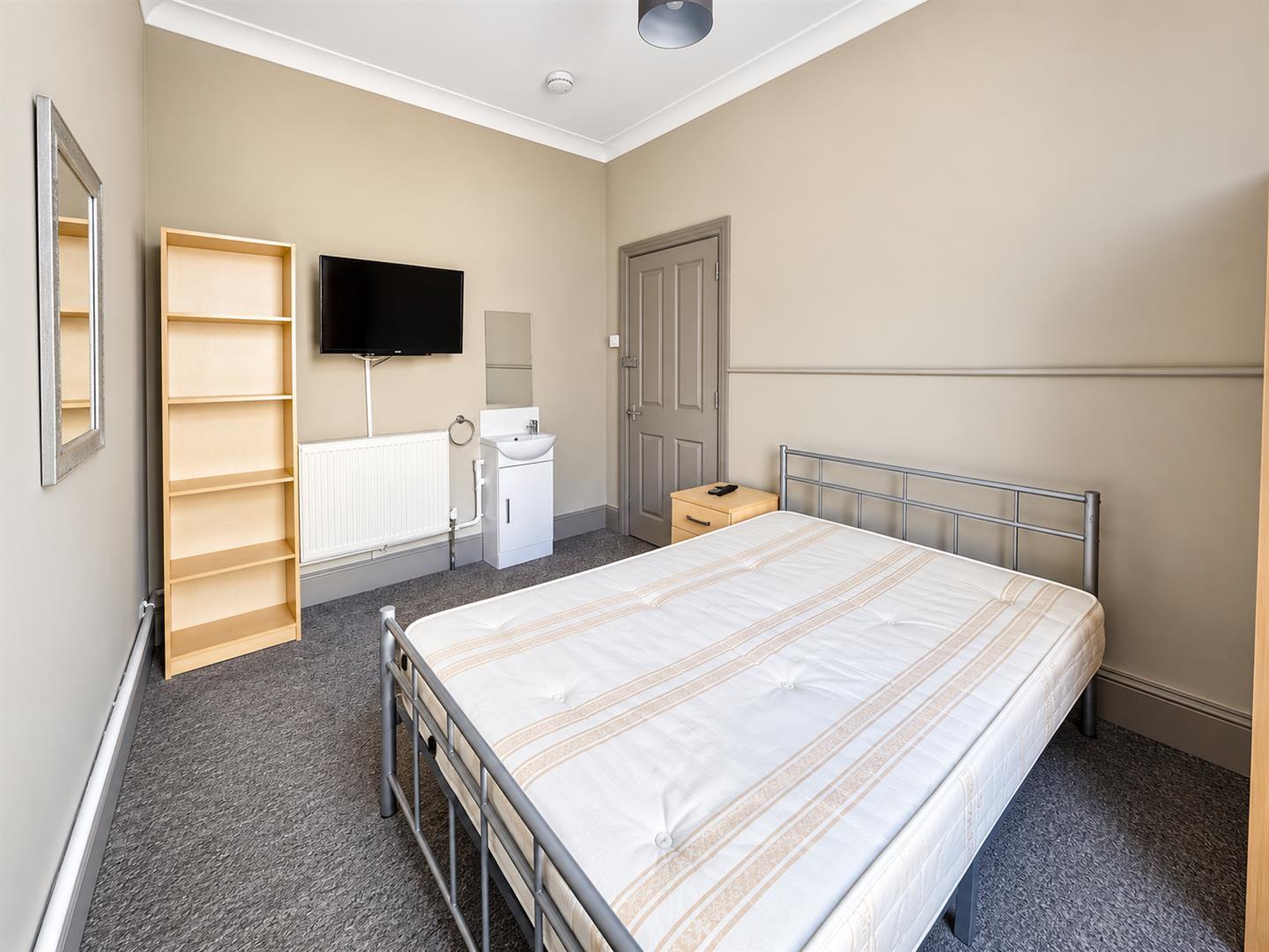 Room Lewes Road in Brighton