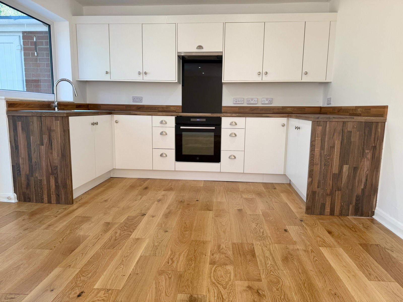 House Danesbury Rise in Cheadle