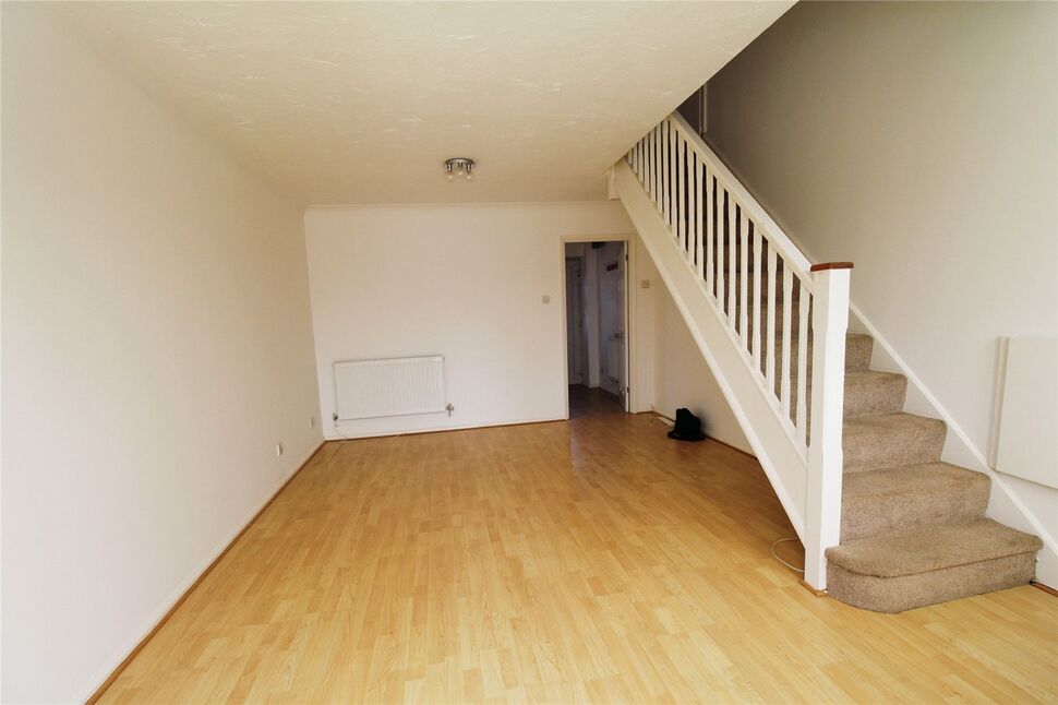 House Saint Lawrence Close in Hedge End