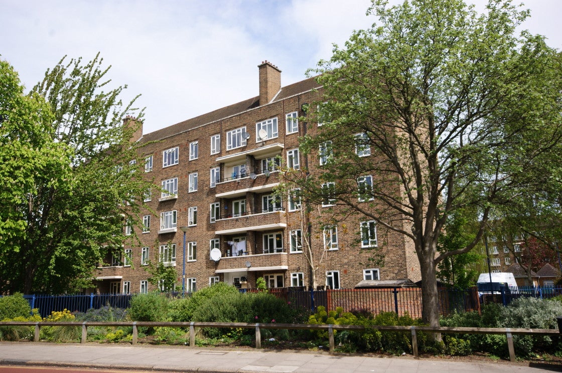 Room Hildrop Road in Borough of Pendle