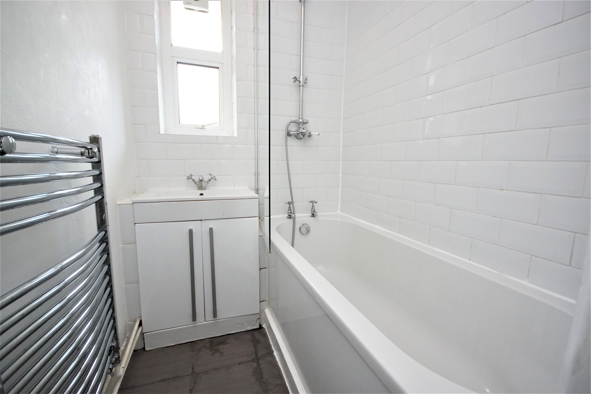 Room Hildrop Road in Borough of Pendle