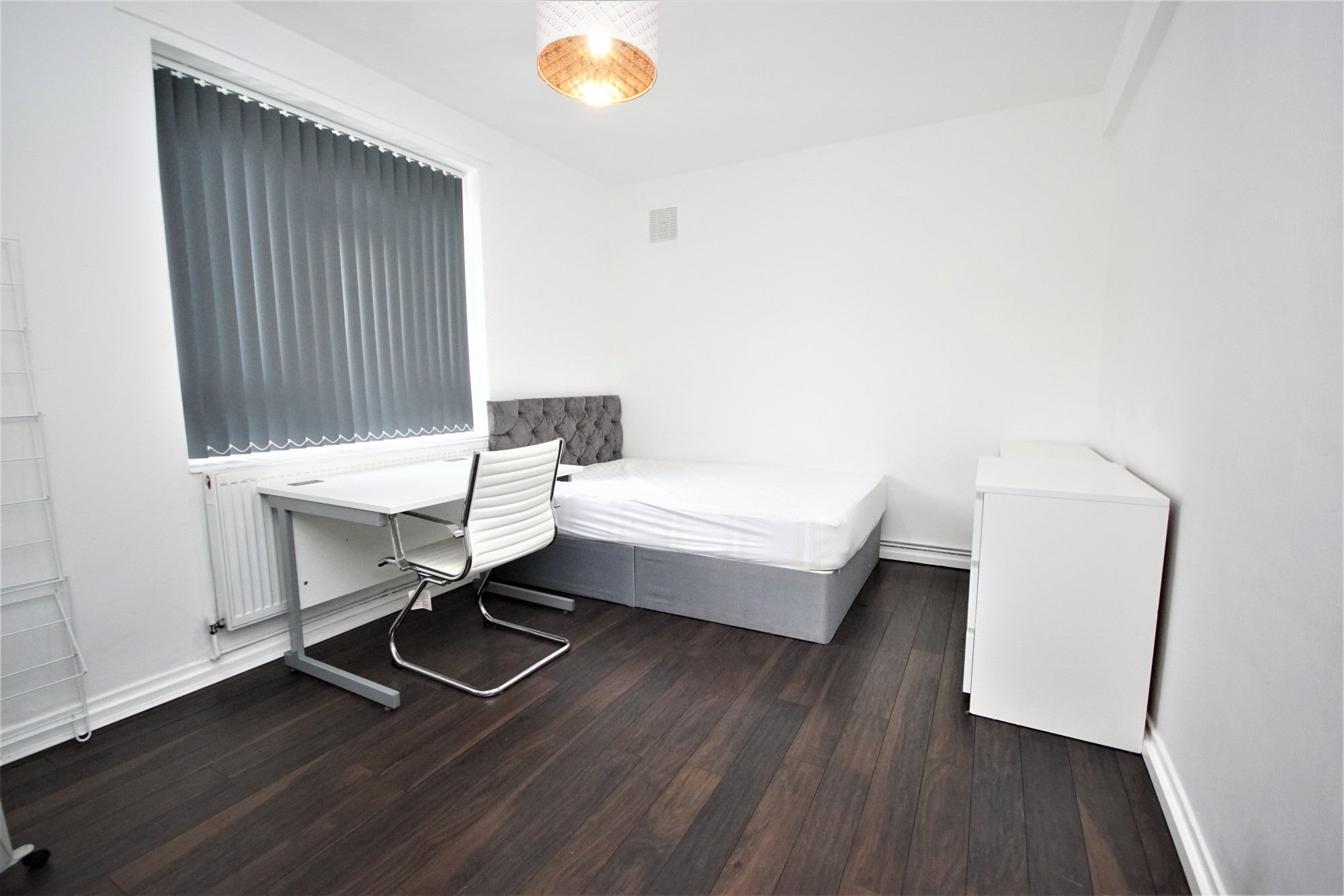 Room Hildrop Road in Borough of Pendle