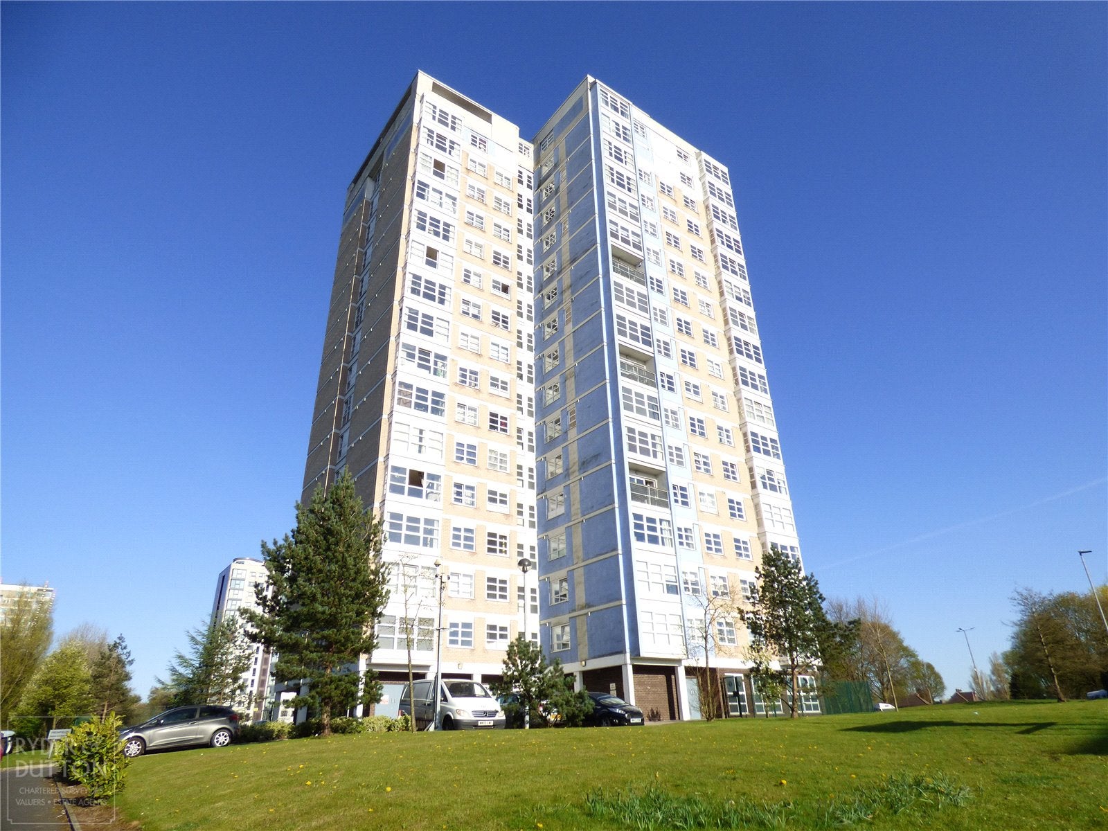 Flat Mossfield Drive in Manchester