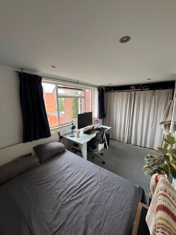 Room Canrobert Street in Greater London