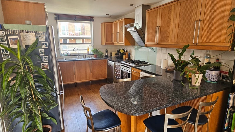 Room Canrobert Street in Greater London