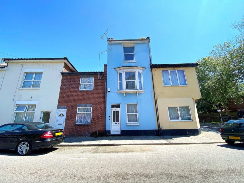House Somers Road in Portsmouth
