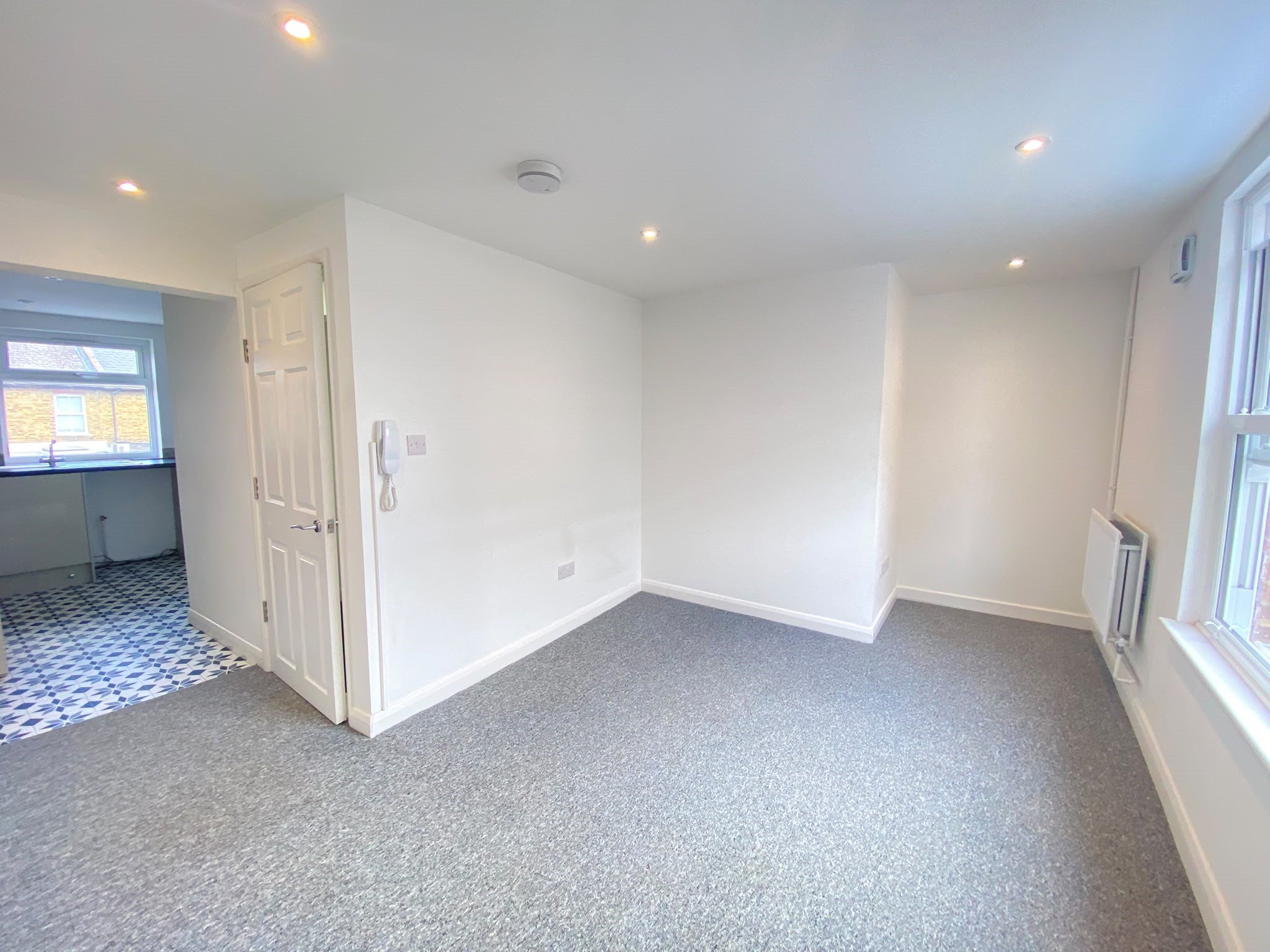 Flat Milton Road in Gravesham